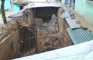 Two people died today when their house suddenly collapsed in Surankote tehsil of Poonch district.