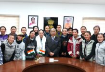 India’s Women’s Ice Hockey team blessed by Ladakh Lt Governor