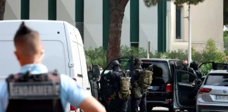 France Launches Terror Probe Following Explosion Near Synagogue