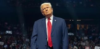 Trump ‘Invited as Guest Speaker’ at January 6 Defendants’ Fundraiser—Will He Attend at His Golf Club?
