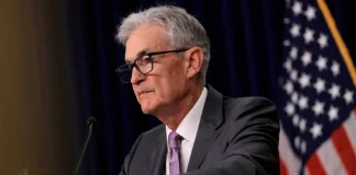 Fed Chair Powell Signals September Rate Cut on Job Market Concerns