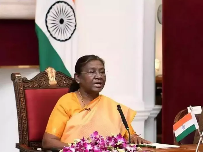 President Murmu, Ors pay tributes to victims of 26/11 Mumbai Attack
