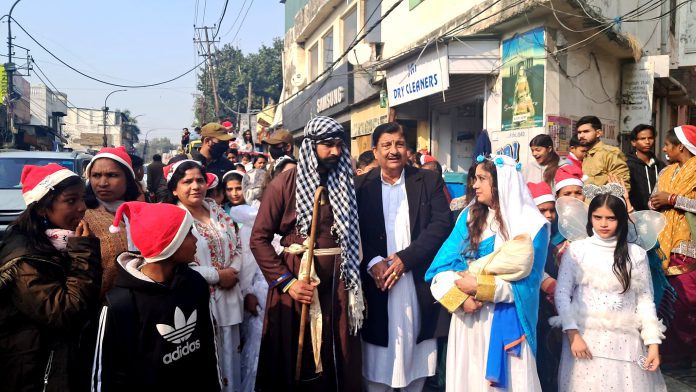 Dimple joins Christmas procession, prays for peace & Statehood restoration