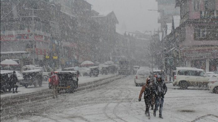 WD likely to bring rain, snowfall in J&K: MeT