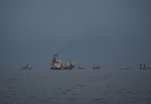 US launches fresh strikes on Iran after attacks in Strait of Hormuz