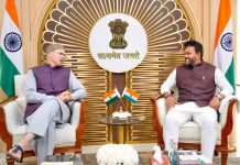 CM Omar takes up Srinagar Airport closure issue with Defence, Civil Aviation Ministers in New Delhi