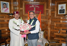 Uttarakhand Minister Satpal Maharaj calls on HP Governor