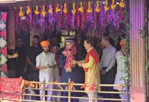 J&K: CM Omar Visits Kheer Bhawani Temple In Ganderbal