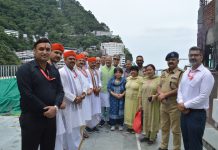 HP Guv Kavinder pays obeisance at Shri Mata Vaishno Devi Shrine