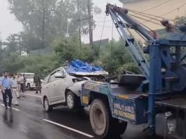 J&K: 5 Amarnath Pilgrims Injured as Vehicle Crashes into Parked Truck in Udhampur