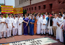 Congress MPs Protest in Parliament Over Action Against Student Demonstrators, Demand Shah’s Apology