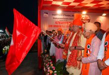 LG Sinha flags-off first batch of pilgrims to the holy abode of Baba Barfani