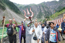 Amarnath Yatra: 12,168 pilgrims pay obeisance at Holy Cave on first day